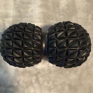 FormFit Pro‎ Series Peanut Dual Massage Ball Deep Tissue Muscle Roller
